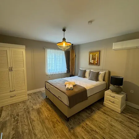 Valinor Balikliova Urla